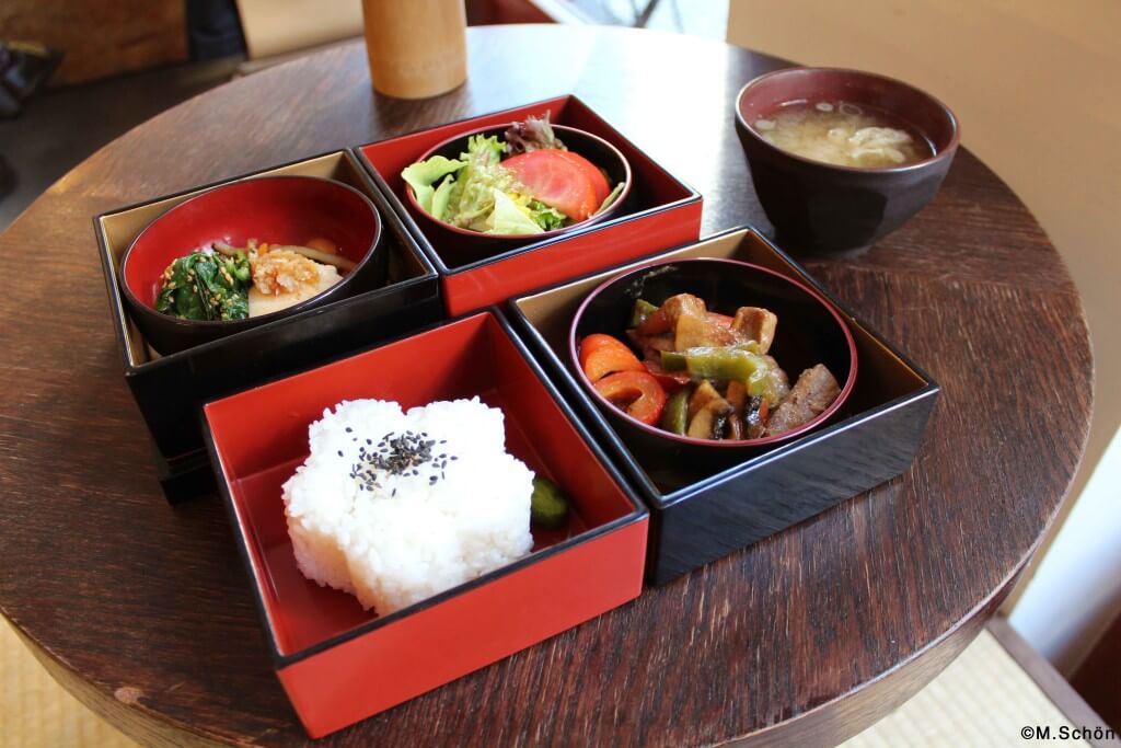 Bento-Box Lunch im Mamecha Berlin