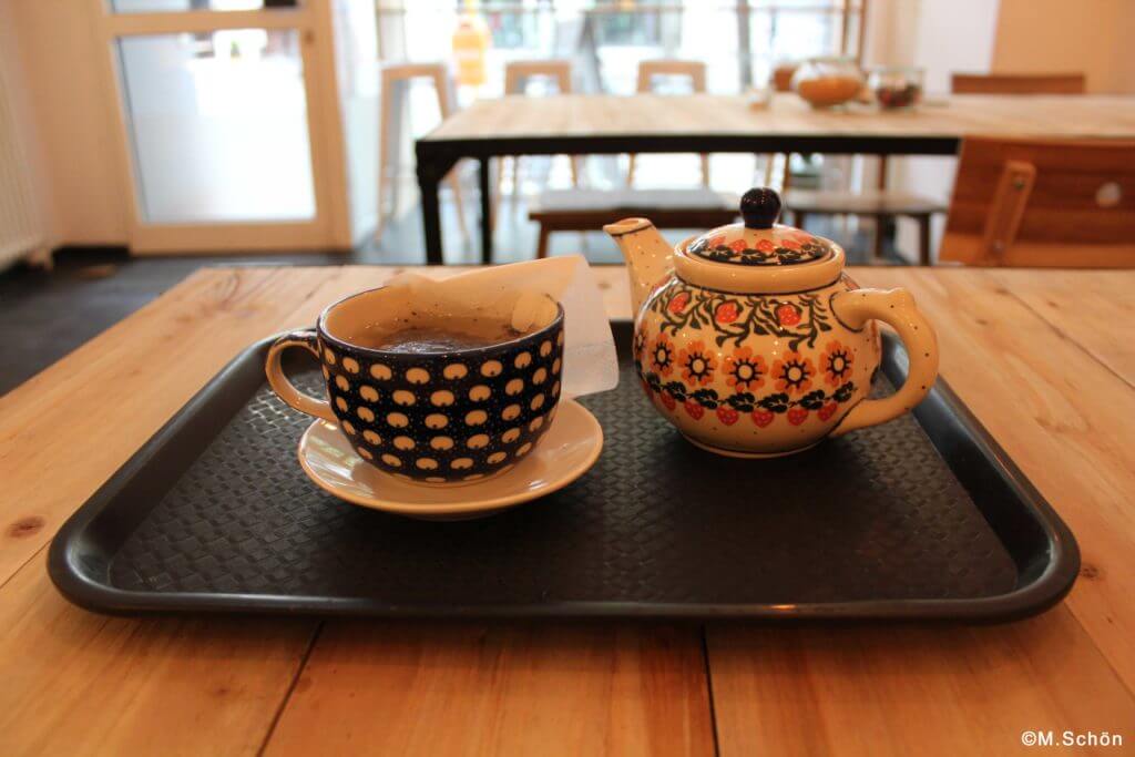 Hojicha im japanischen Café Kame in Berlin